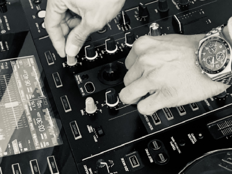 LE VINTAGE BAR Bar Electro Cannes Home 2 1